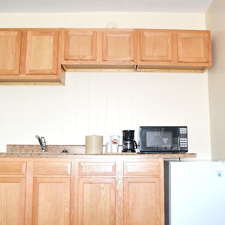Main Street Lodge And Suites Port Huron Esterno foto