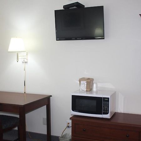 Main Street Lodge And Suites Port Huron Esterno foto