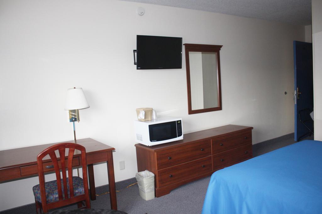 Main Street Lodge And Suites Port Huron Esterno foto
