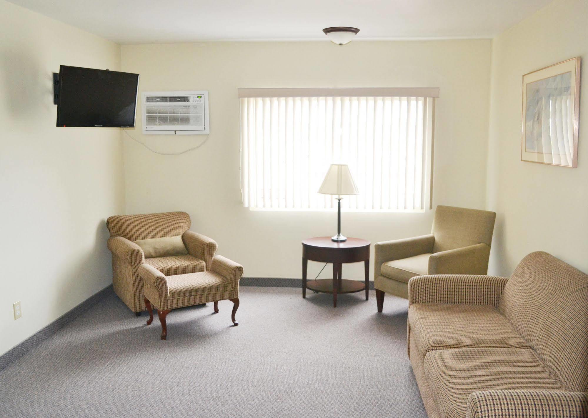 Main Street Lodge And Suites Port Huron Esterno foto